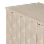 Buffet moderne à 4 portes avec portes à motifs convexes et 2 poignées argentées